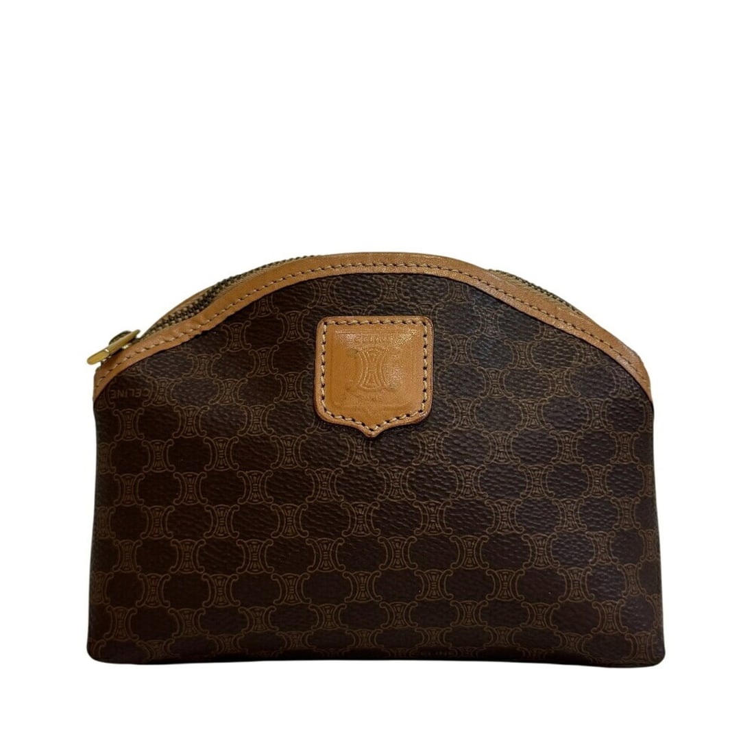 CELINE Half Moon Pouch Vanity Bag Macadam Brown: --- Catalog ---Category: SizeSize (HxWxD): 14cm x 17cm / 5.51'' x 6.69''Category: DesignType: Pouch, Vanity bagColor: BrownGender: WomenMaterial: Leather Category: GeneralBrand: Celine--- Item List
