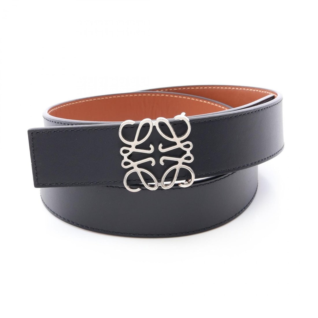 Loewe Anagram Reversible Leather Belt for Women (Black/Brown): --- Catalog ---Category: SizeLength: 90cm - 100cm / 35.43'' - 39.36''Category: DesignType: Standard beltColor: Black, BrownGender: WomenMaterial (Strap): Leather Category: GeneralBrand: Loewe--- Item 