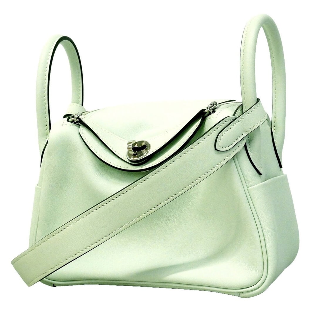 Hermes Lindy Mini Swift Handbag, Vert Peppermint, K stamp, Ladies', OP015948: --- Catalog ---Category: SizeSize (HxWxD): 14cm x 20cm x 10cm / 5.51'' x 7.87'' x 3.93''Category: DesignType: HandbagColor: GreenGender: WomenMaterial: Swift leather Hardware Color: SilverCategory: Ge