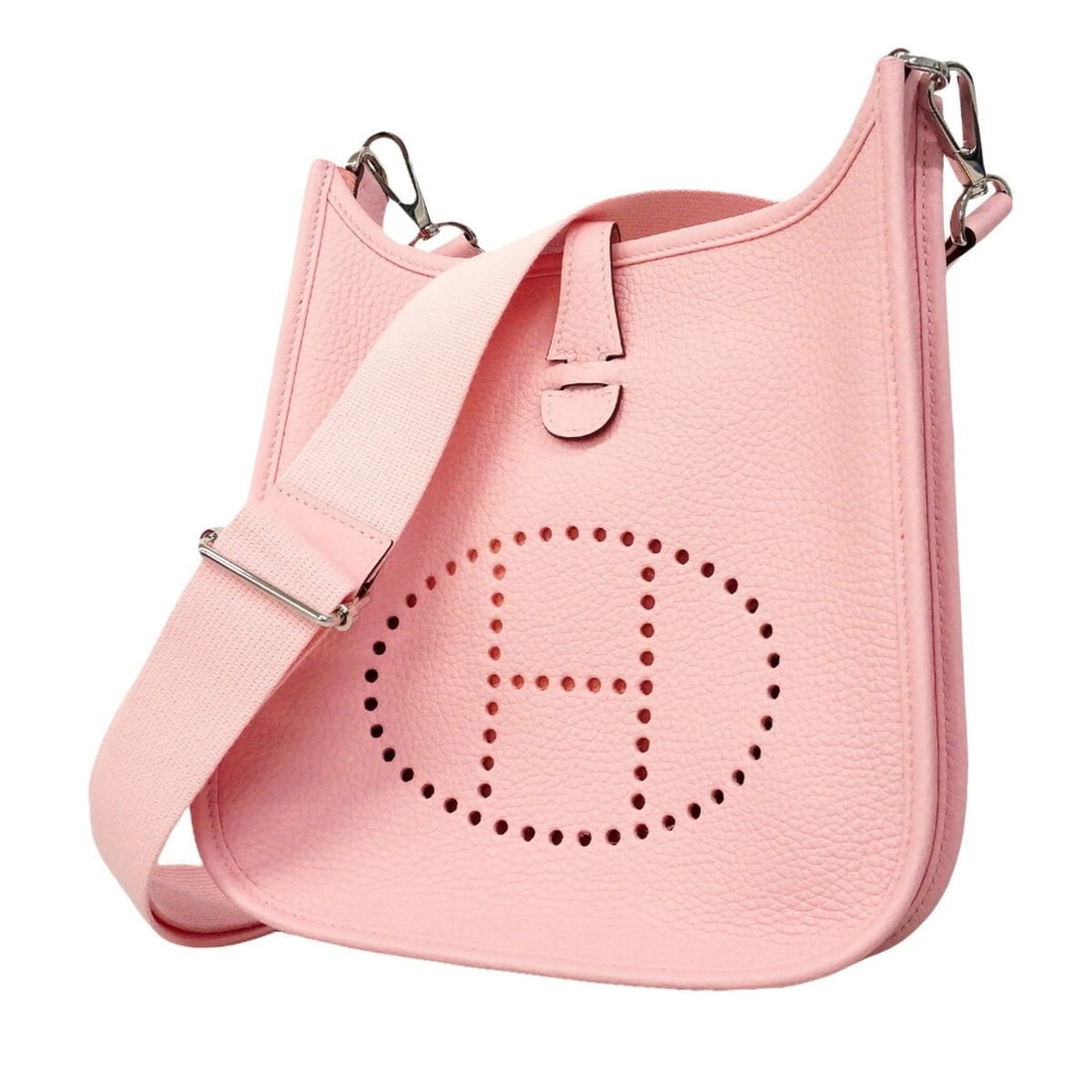 Hermes Evelyne 23 Shoulder Bag, Taurillon Clemence Leather, Rose Sakura, K Stamp, Women's, OP015738: --- Catalog ---Category: SizeSize (HxWxD): 22cm x 23cm x 7.5cm / 8.66'' x 9.05'' x 2.95''Category: DesignType: Shoulder bagColor: Rose sakuraGender: WomenMaterial: Taurillon clemence leather Hardware 