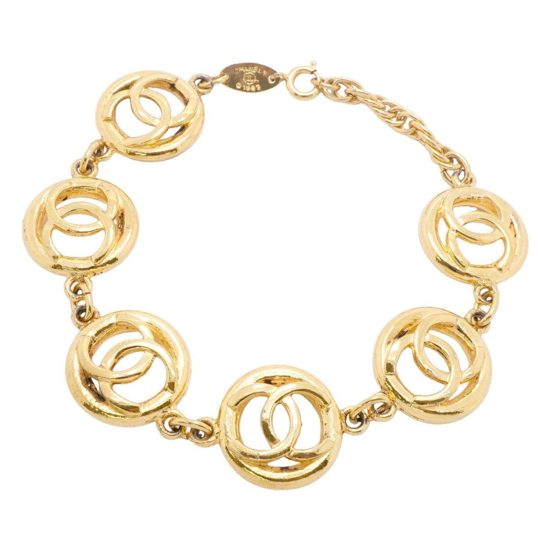 Chanel Bracelet, Coco Mark Circle, GP Plated Gold, Women's P3494703: --- Catalog ---Category: SizeLength: 22.5cm / 8.85''Category: DesignType: Charm braceletColor: GoldGender: WomenMaterial: Gold platingCategory: GeneralBrand: Chanel--- Item List ---Section: ConditionR