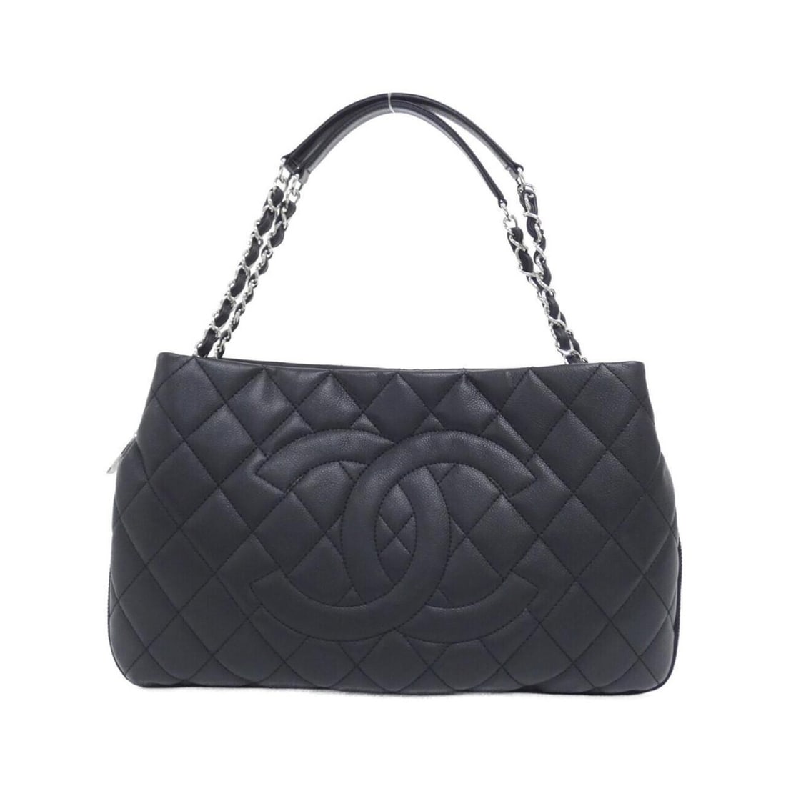 Chanel 66872 Shoulder Bag: --- Catalog ---Category: SizeSize (HxWxD): 25cm x 43cm x 8cm / 9.84'' x 16.92'' x 3.14''Category: DesignType: Shoulder bagColor: BlackGender: Men,WomenMaterial: Grained Calfskin Hardware Color: