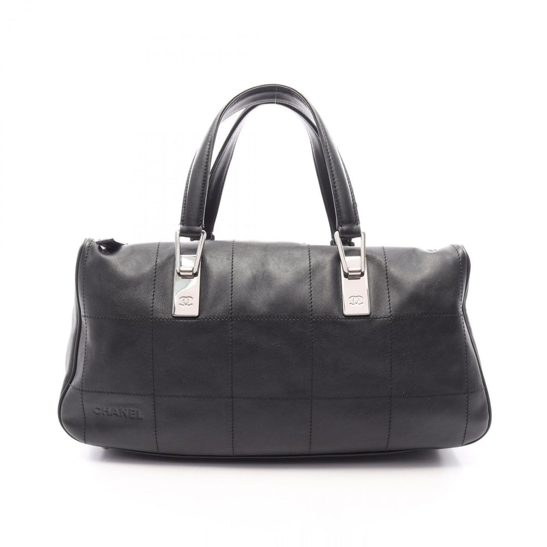 Chanel Chocolate Bar Handbag, Lambskin Leather, Women's, Black: --- Catalog ---Category: SizeSize (HxWxD): 17cm x 37cm x 11cm / 6.69'' x 14.56'' x 4.33''Category: DesignType: HandbagColor: BlackGender: WomenMaterial: Leather Hardware Color: SilverLeather/Fur Type: