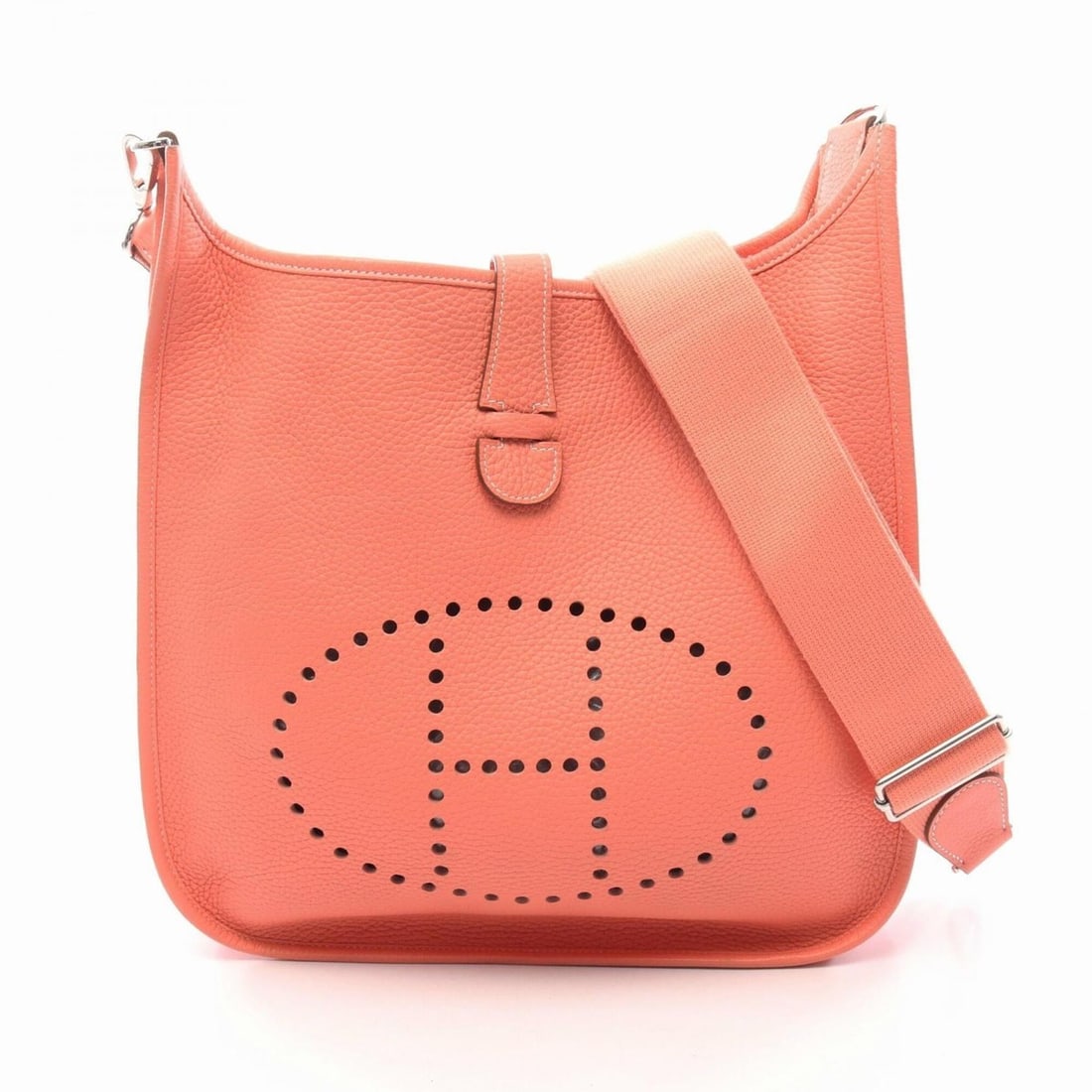 Hermes Evelyne 3MM Crevette Shoulder Bag/Handbag, Taurillon Clemence Leather, Women's, Pink: --- Catalog ---Category: SizeSize (HxWxD): 30cm x 30cm x 7cm / 11.81'' x 11.81'' x 2.75''Category: DesignType: Handbag, Shoulder bagColor: Crevette, PinkGender: WomenMaterial: Taurillon clemence leath