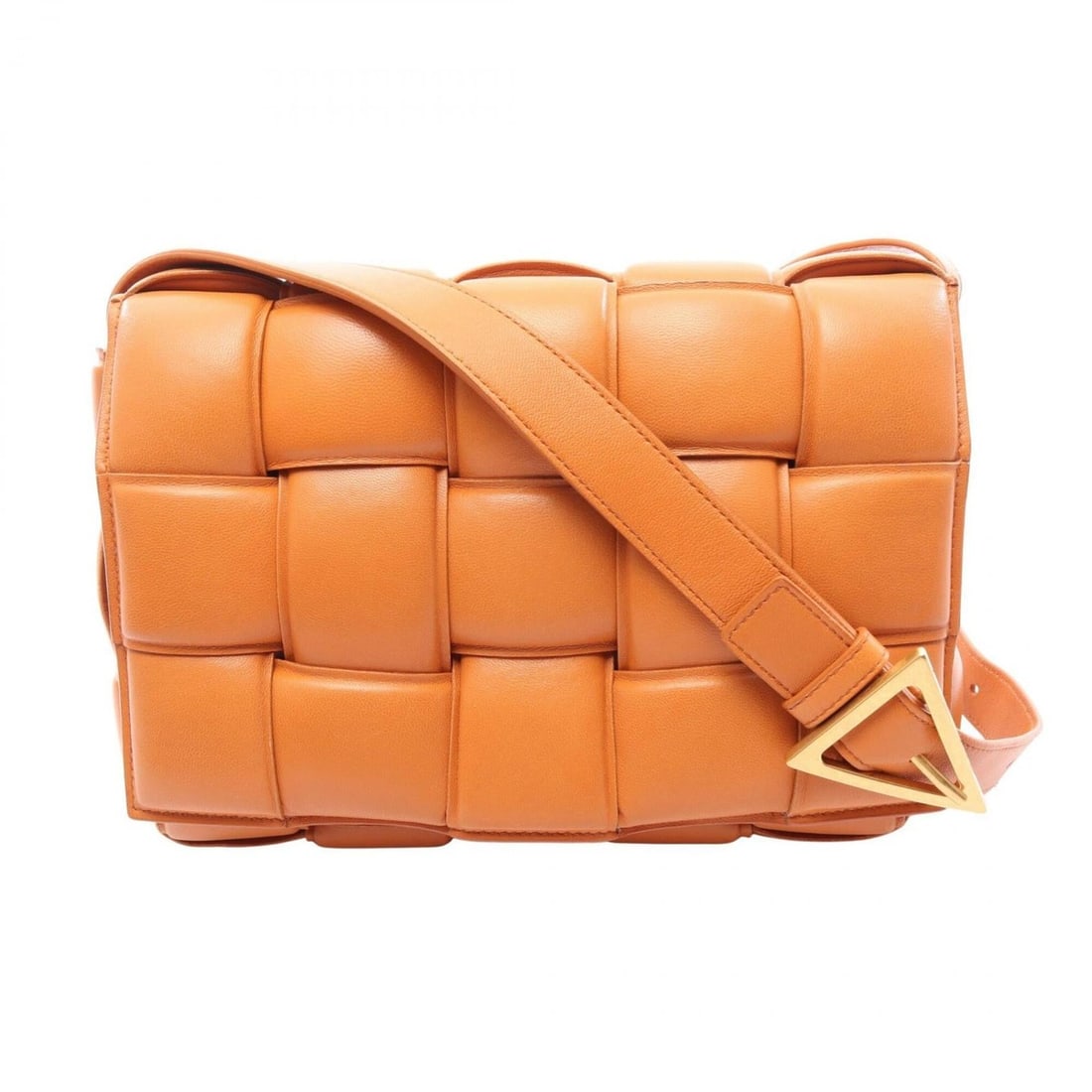 Bottega Veneta Padded Cassette Intrecciato Shoulder Bag/Handbag, Leather, Women's, Orange: --- Catalog ---Category: SizeSize (HxWxD): 18cm x 24.5cm x 6cm / 7.08'' x 9.64'' x 2.36''Strap Length: 97cm - 123cm / 38.18'' - 48.42''Category: DesignType: Handbag, Shoulder bagColor: OrangeGender: W