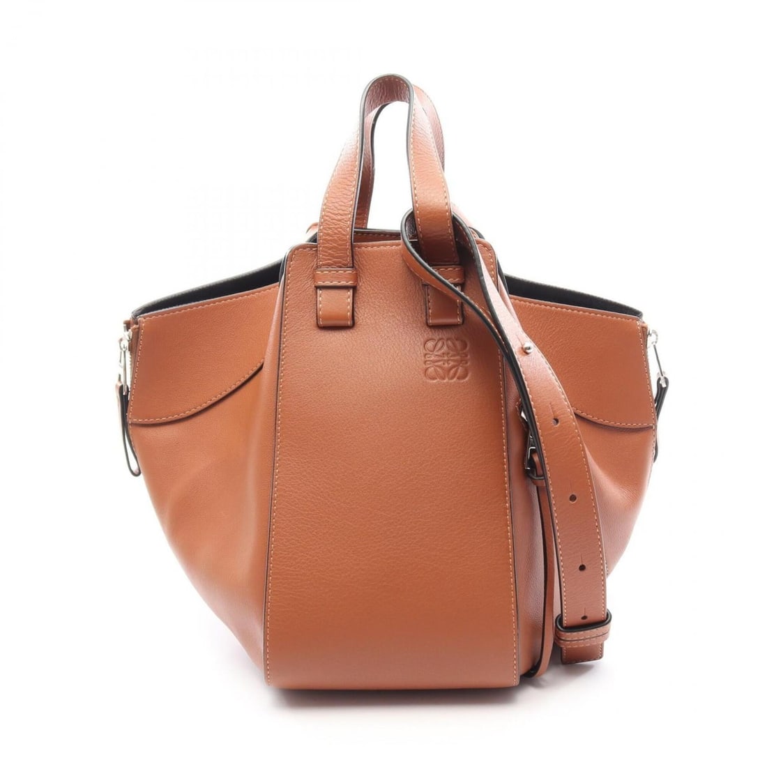 Loewe Hammock Small 2-Way Leather Handbag for Women, Brown, 387.30.S35: --- Catalog ---Category: SizeSize (HxWxD): 25cm x 14cm x 25cm / 9.84'' x 5.51'' x 9.84''Category: DesignType: HandbagColor: BrownGender: WomenMaterial: Leather Category: GeneralMPN: 387.30.S35Brand: L