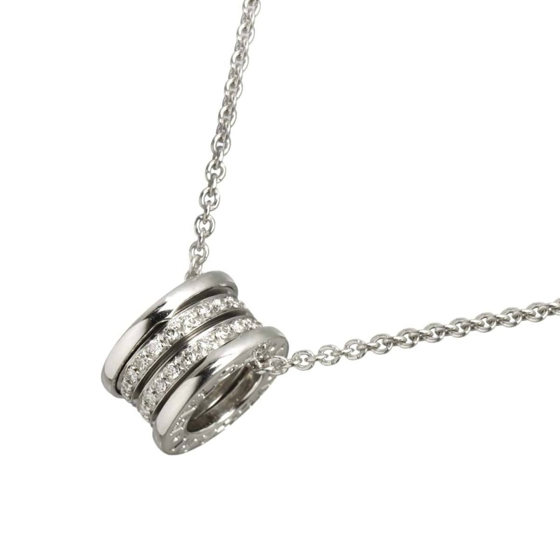 Bvlgari Bulgari B-zero1 Pave Diamond Necklace, 40cm, 18K White Gold (750): --- Catalog ---Category: SizePendant Size: 14.7mm x 9mm / 0.57'' x 0.35''Neck Circumference: 40 cm / 15.74''Category: DesignGender: WomenMaterial: White gold (18K)Necklace Type: NecklaceCategory: