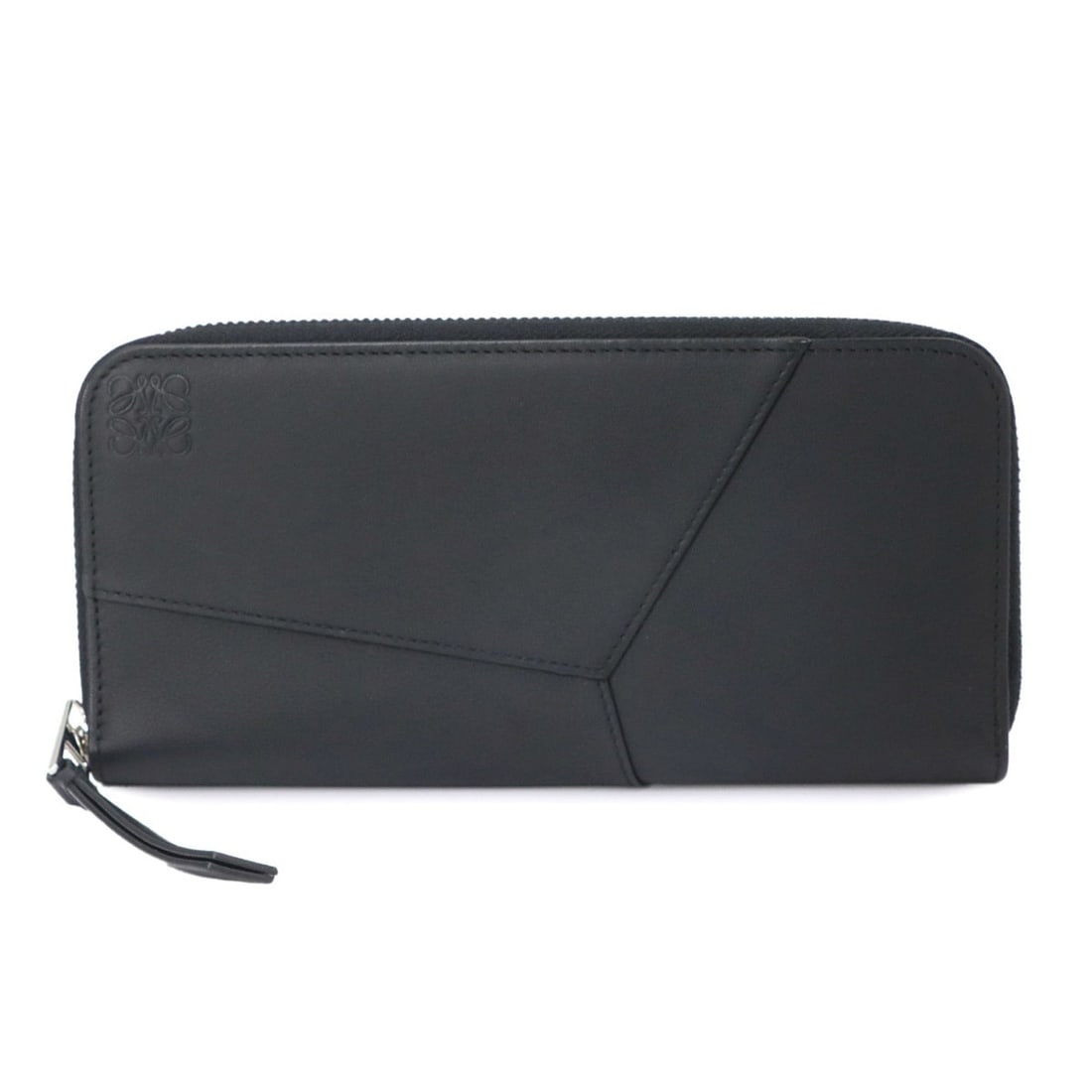 Loewe Puzzle Zip-Around Wallet, Round Long Leather, Black, Silver Hardware, C510U46X12: --- Catalog ---Category: SizeSize (HxWxD): 10cm x 20cm x 2cm / 3.93'' x 7.87'' x 0.78''Category: DesignType: Long wallet (bi-fold)Color: BlackGender: Women,MenMaterial: Leather Category: GeneralBrand: