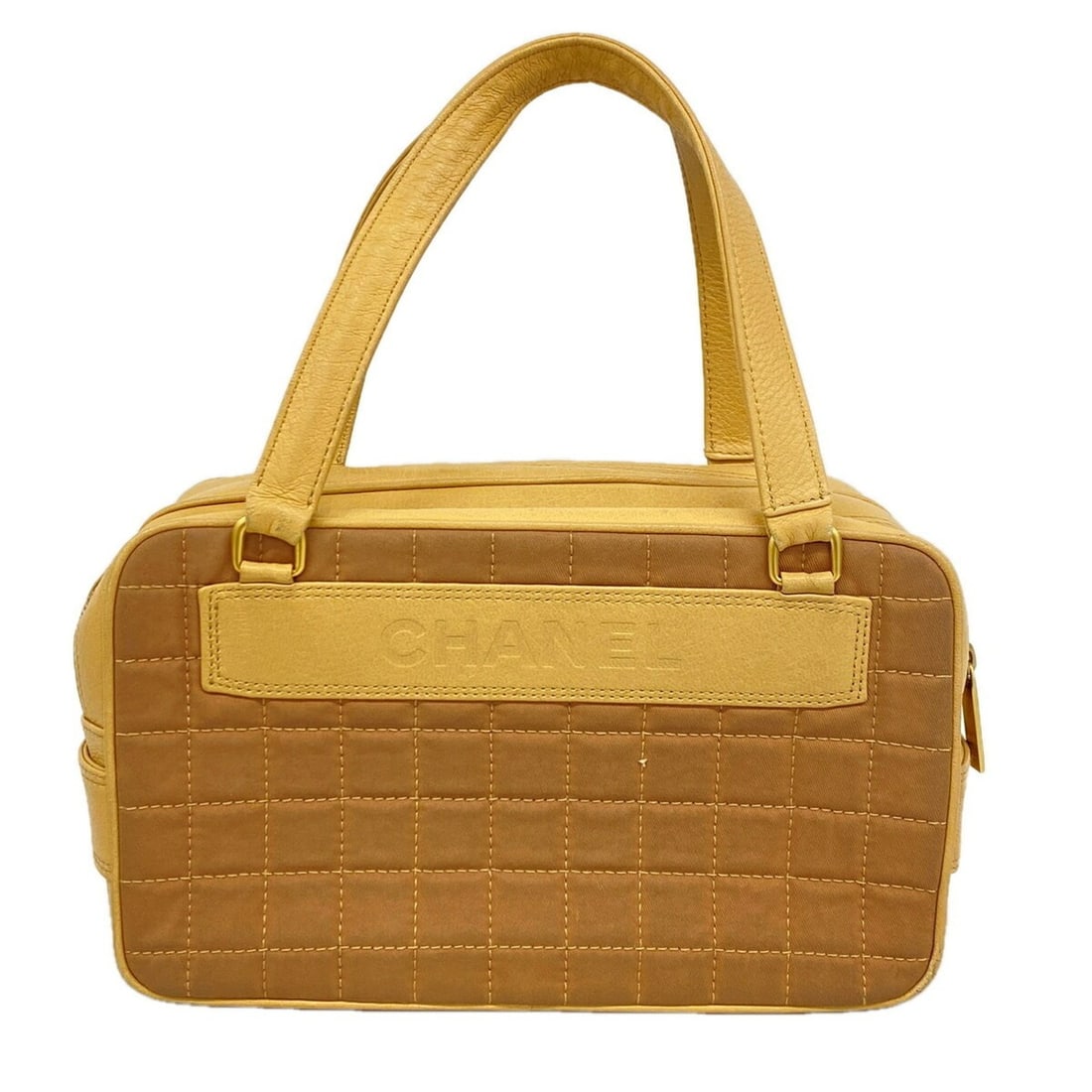 Chanel handbag, chocolate bar design, canvas, beige, brown, women's.: --- Catalog ---Category: SizeSize (HxWxD): 17cm x 28cm x 12cm / 6.69'' x 11.02'' x 4.72''Category: DesignType: HandbagColor: Beige, BrownGender: WomenMaterial: Canvas Hardware Color: GoldCategory: Gen