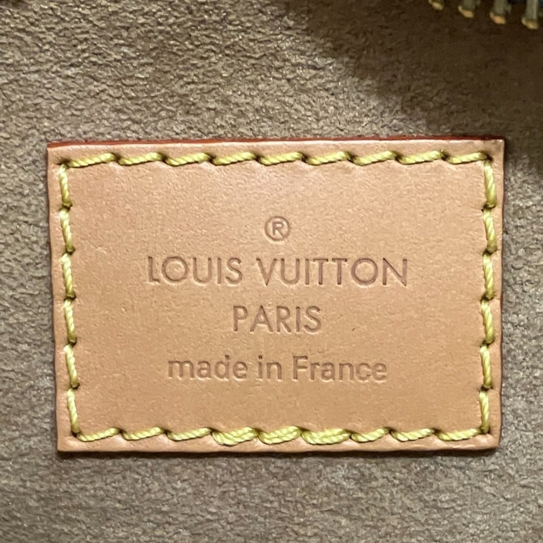 Louis Vuitton Loop Shoulder Bag, Monogram Canvas, M81098 - 4