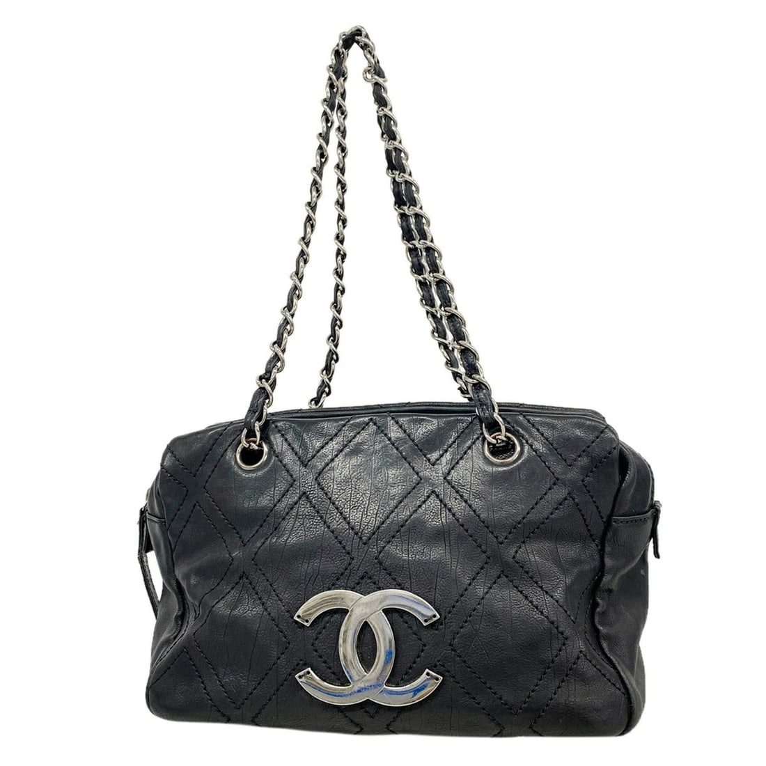 Chanel Matelassé Shoulder Bag, Double Chain, Leather, Black, Women's: --- Catalog ---Category: SizeSize (HxWxD): 18cm x 27cm x 14cm / 7.08'' x 10.62'' x 5.51''Category: DesignType: Shoulder bagColor: BlackGender: WomenMaterial: Leather Hardware Color: SilverCategory: Ge