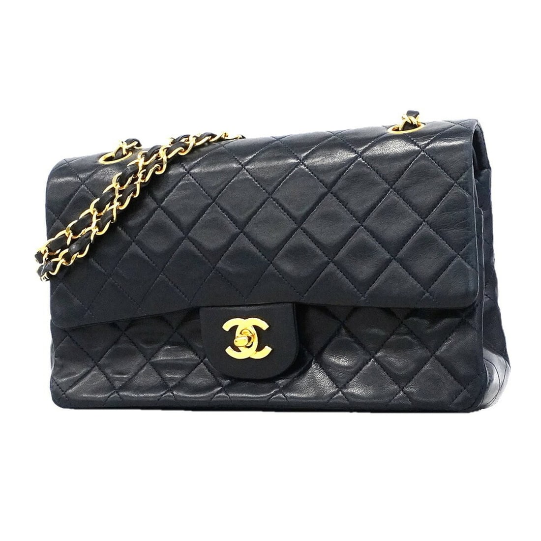 Chanel Matelassé Shoulder Bag, Double Flap, Chain, Lambskin, Black, Women's: --- Catalog ---Category: SizeSize (HxWxD): 16.5cm x 25.5cm x 6.5cm / 6.49'' x 10.03'' x 2.55''Category: DesignType: Shoulder bagColor: BlackGender: WomenMaterial: Leather Hardware Color: GoldLeather/F