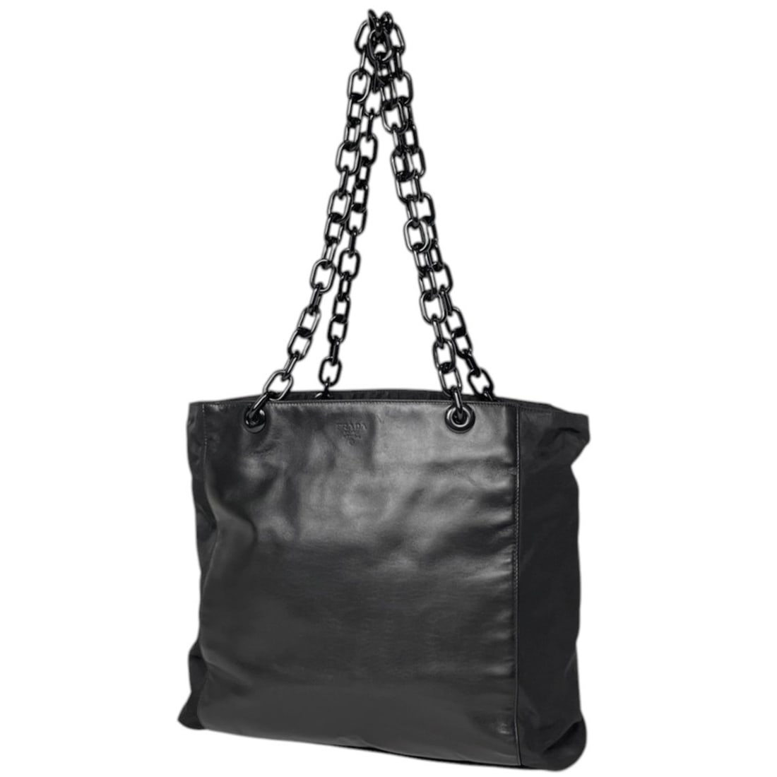 Prada PRADA Tote Bag, Plastic Chain, Nylon, Nero (Black), B7192, Women's: --- Catalog ---Category: SizeSize (HxWxD): 29cm x 34cm x 11cm / 11.41'' x 13.38'' x 4.33''Category: DesignType: Tote bagColor: BlackGender: WomenMaterial: Nylon , Leather Category: GeneralBrand: Prada