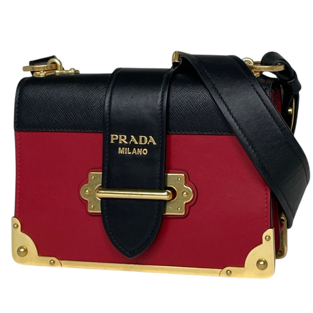 Prada PRADA Shoulder Bag Cahier Leather Red Black 1BD045 Women's: --- Catalog ---Category: SizeSize (HxWxD): 14cm x 20cm x 5cm / 5.51'' x 7.87'' x 1.96''Category: DesignType: Shoulder bagColor: Black, Red colorGender: WomenMaterial: Leather Category: GeneralBrand: P