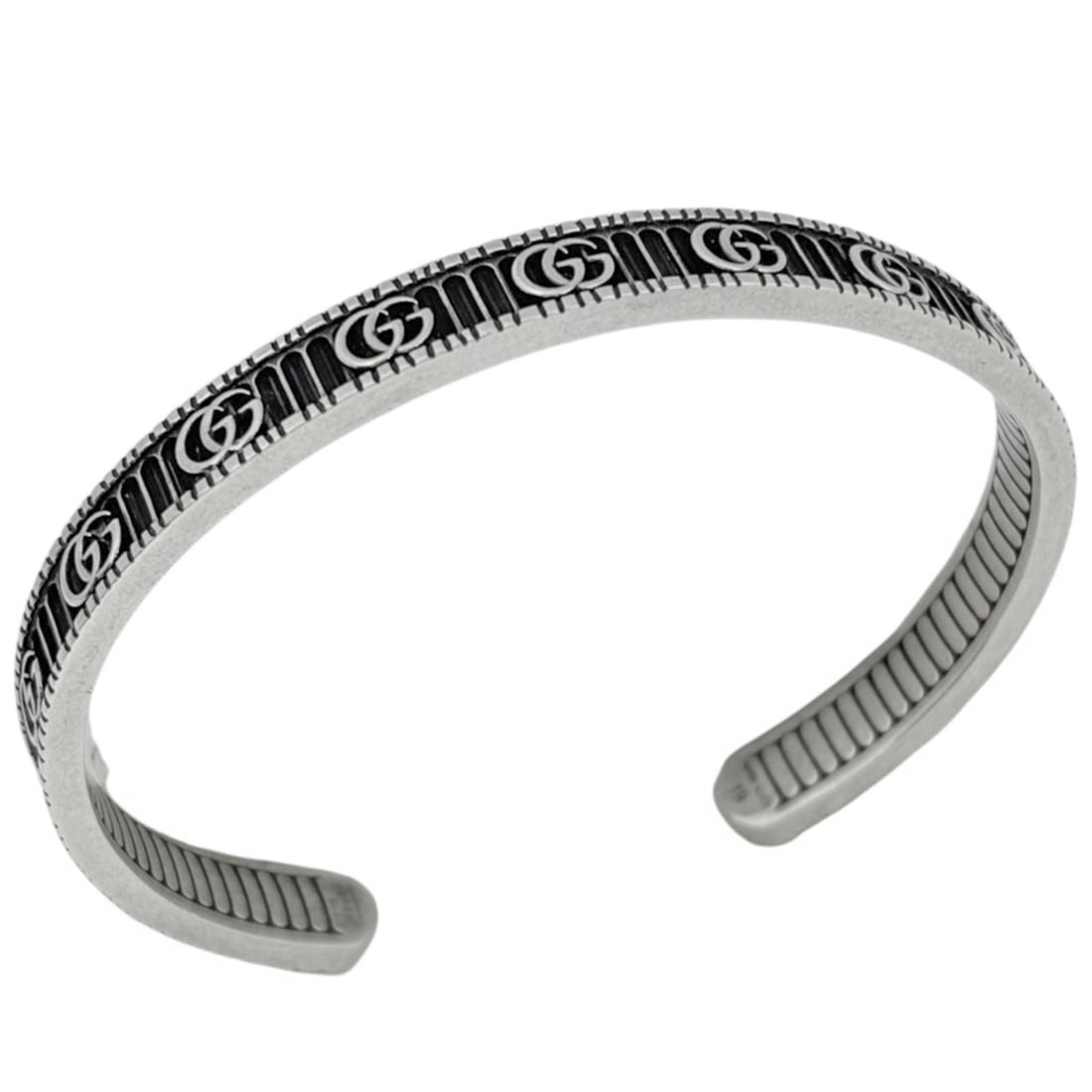 Gucci GG Marmont Double G Bangle, Sterling Silver 925, Silver, Women's: --- Catalog ---Category: SizeLength: 17.5cm / 6.88''Category: DesignType: BangleColor: SilverGender: WomenMaterial: Silver 925Category: GeneralBrand: Gucci--- Item List ---Section: ConditionRanking: R