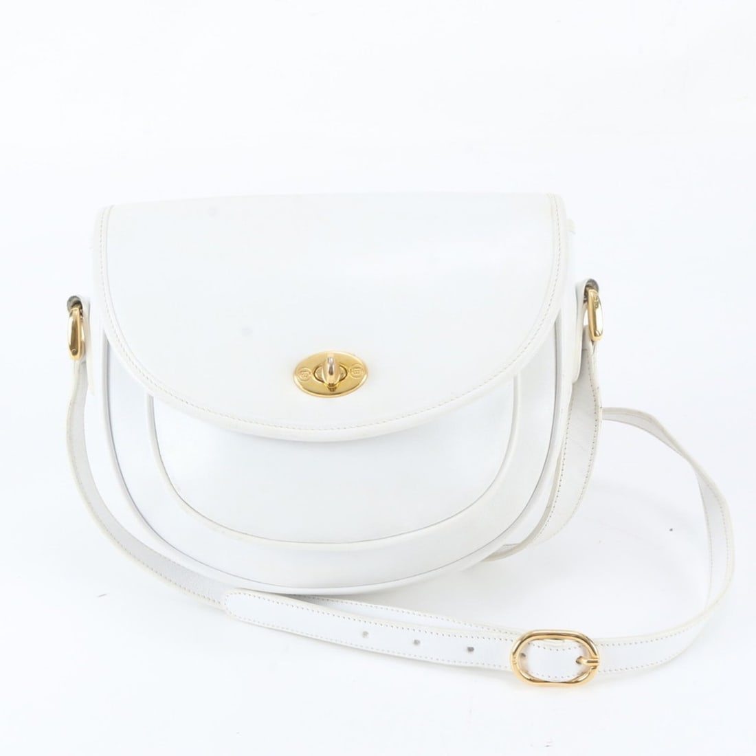 Gucci Old Leather Shoulder Bag, Crossbody Handbag, Tote Bag for Women: --- Catalog ---Category: SizeSize (HxWxD): 21cm x 22cm x 5cm / 8.26'' x 8.66'' x 1.96''Category: DesignType: Crossbody bag, Handbag, Shoulder bag, Tote bagColor: WhiteGender: WomenMaterial: Leather Ca