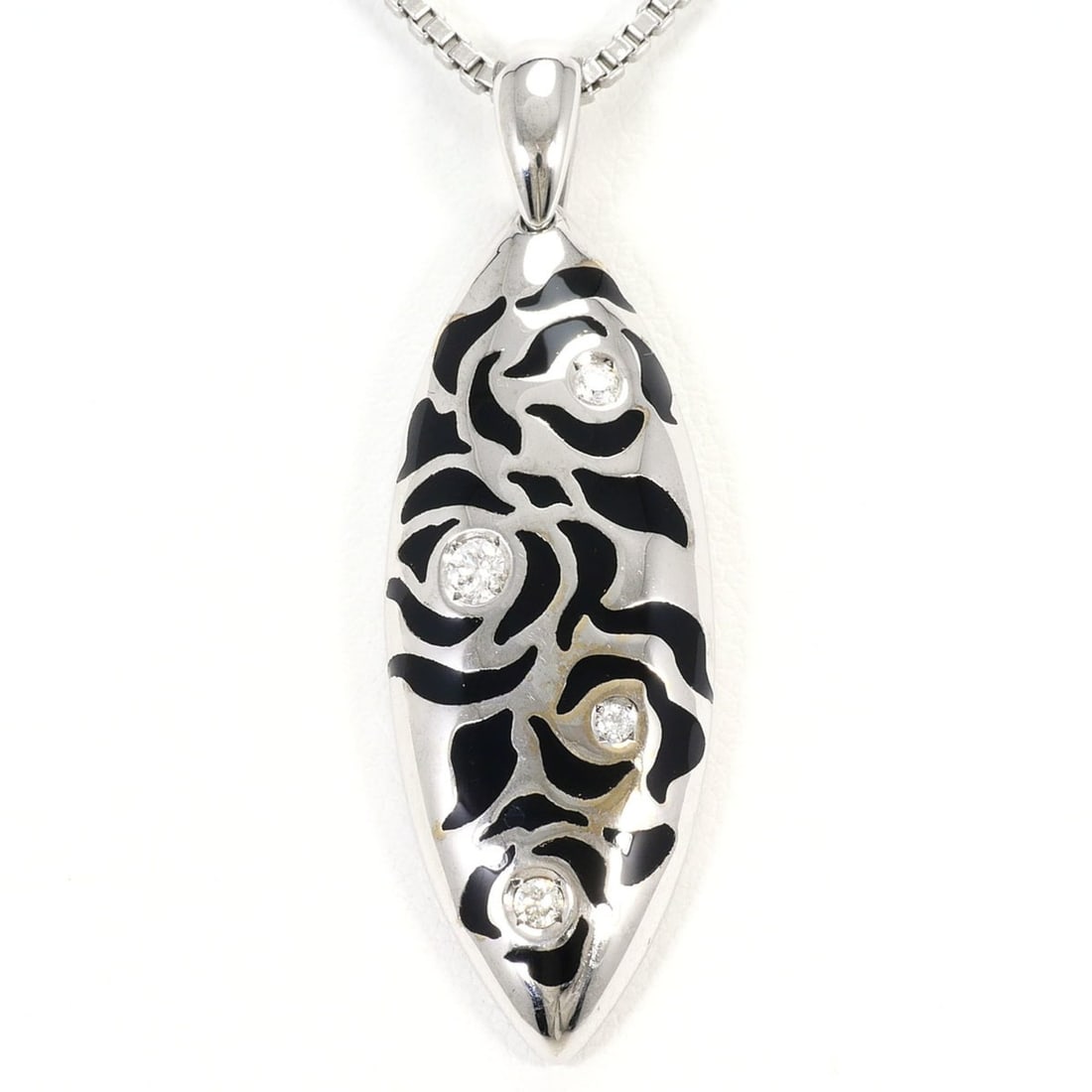 18K (18-karat white gold) necklace with 0.12ct diamond, includes appraisal certificate, total weight (1 of 8)