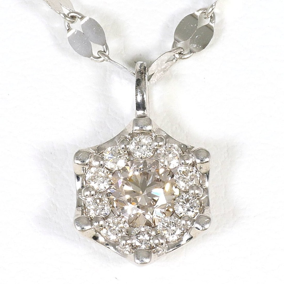 PT900 Platinum / PT850 Necklace with 0.31ct Diamond, Certificate of Authenticity, Total Weight 4.6g, (1 of 14)