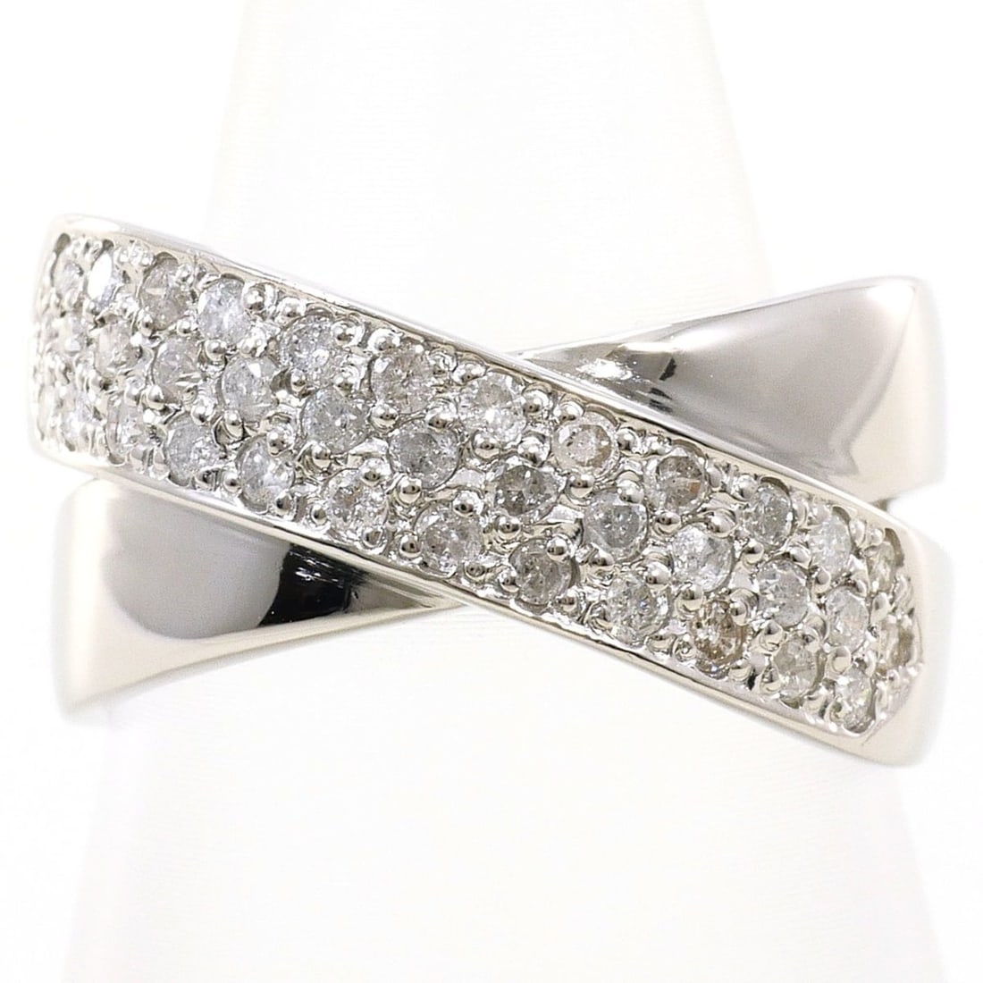 PT900 Platinum Ring, 1 Diamond (0.50ct), with Appraisal Certificate, Total Weight 7.4g, Jewelry: --- Catalog ---Category: SizeWidth: 10mm / 0.39''Weight: 7.4g / 0.26oz.JP Size: 12US Size: 6.5Category: DesignType: Band ringColor: PlatinumMetal: PlatinumStone: DiamondGender: WomenMaterial: Platinum