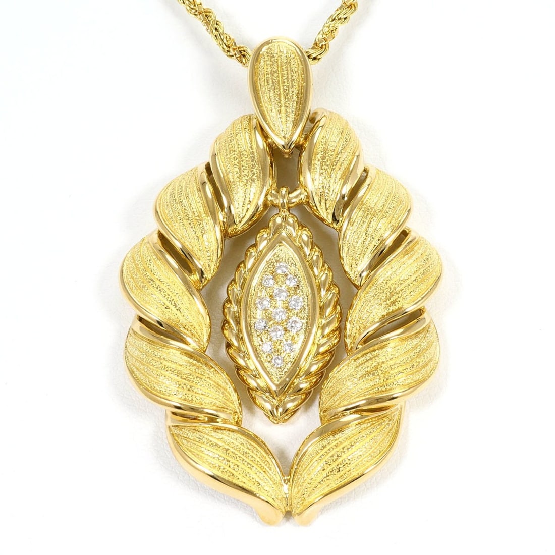 18K (18-karat) Yellow Gold Necklace with 0.21ct Diamond, Certificate of Authenticity, Total Weight (1 of 7)