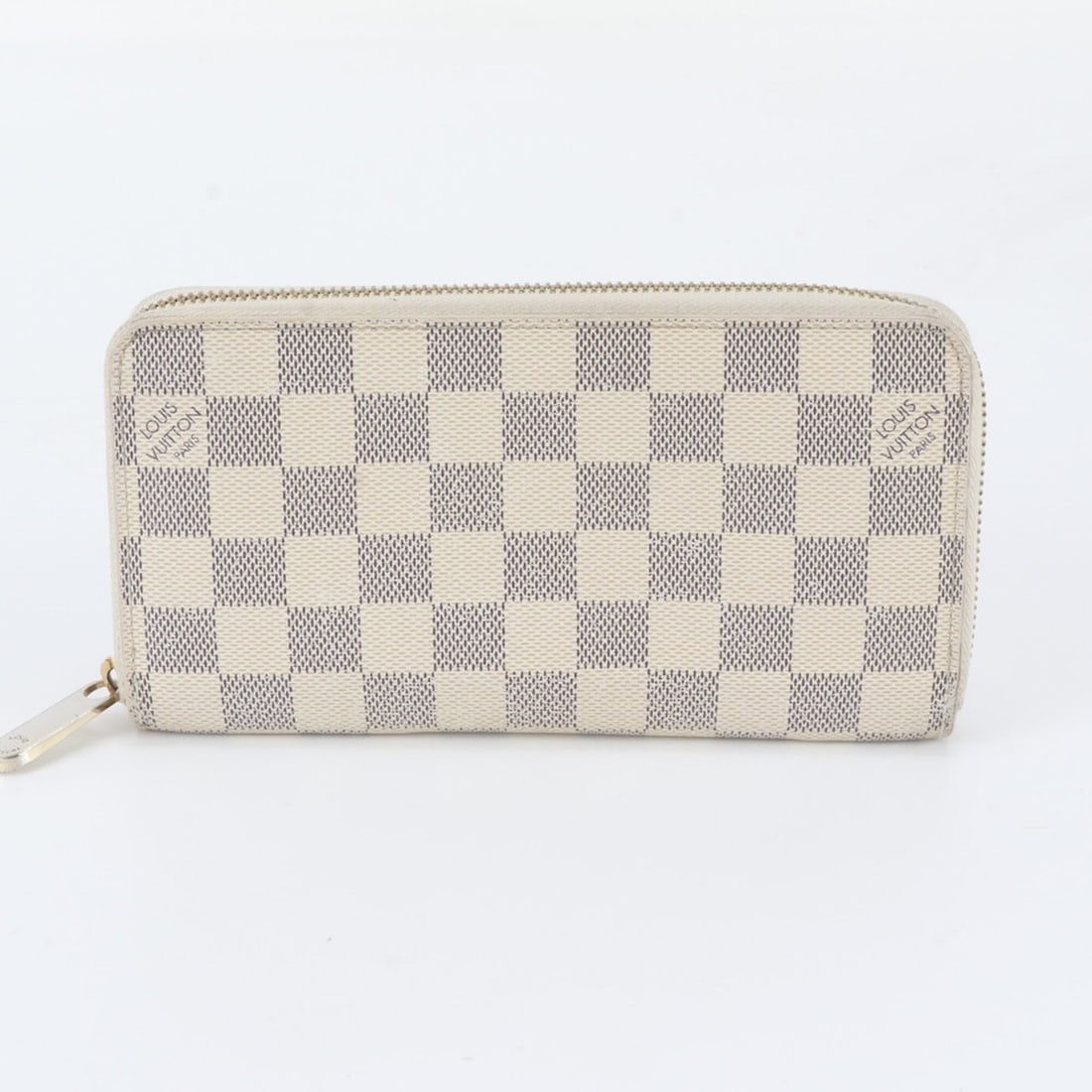 Louis Vuitton Damier Azur Zippy Wallet N60019 Leather Long Wallet, Round Zipper, Men's: --- Catalog ---Category: SizeSize (HxWxD): 10cm x 19cm x 2cm / 3.93'' x 7.48'' x 0.78''Category: DesignType: Long wallet (bi-fold)Color: WhiteGender: MenMaterial: Leather , Coated canvas Category: Gen