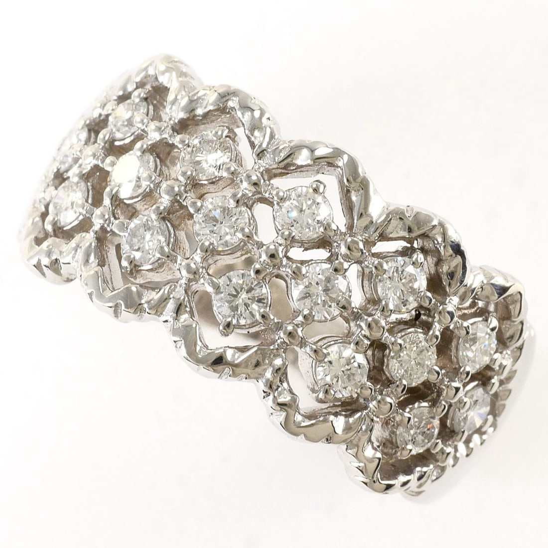 PT900 Platinum Ring, 1 Diamond (0.50ct), with Appraisal Certificate, Total Weight 9.0g, Jewelry: --- Catalog ---Category: SizeWidth: 10mm / 0.39''Weight: 9g / 0.31oz.JP Size: 13US Size: 6.5Category: DesignType: Band ringColor: PlatinumMetal: PlatinumStone: DiamondGender: WomenMaterial: Platinum 9