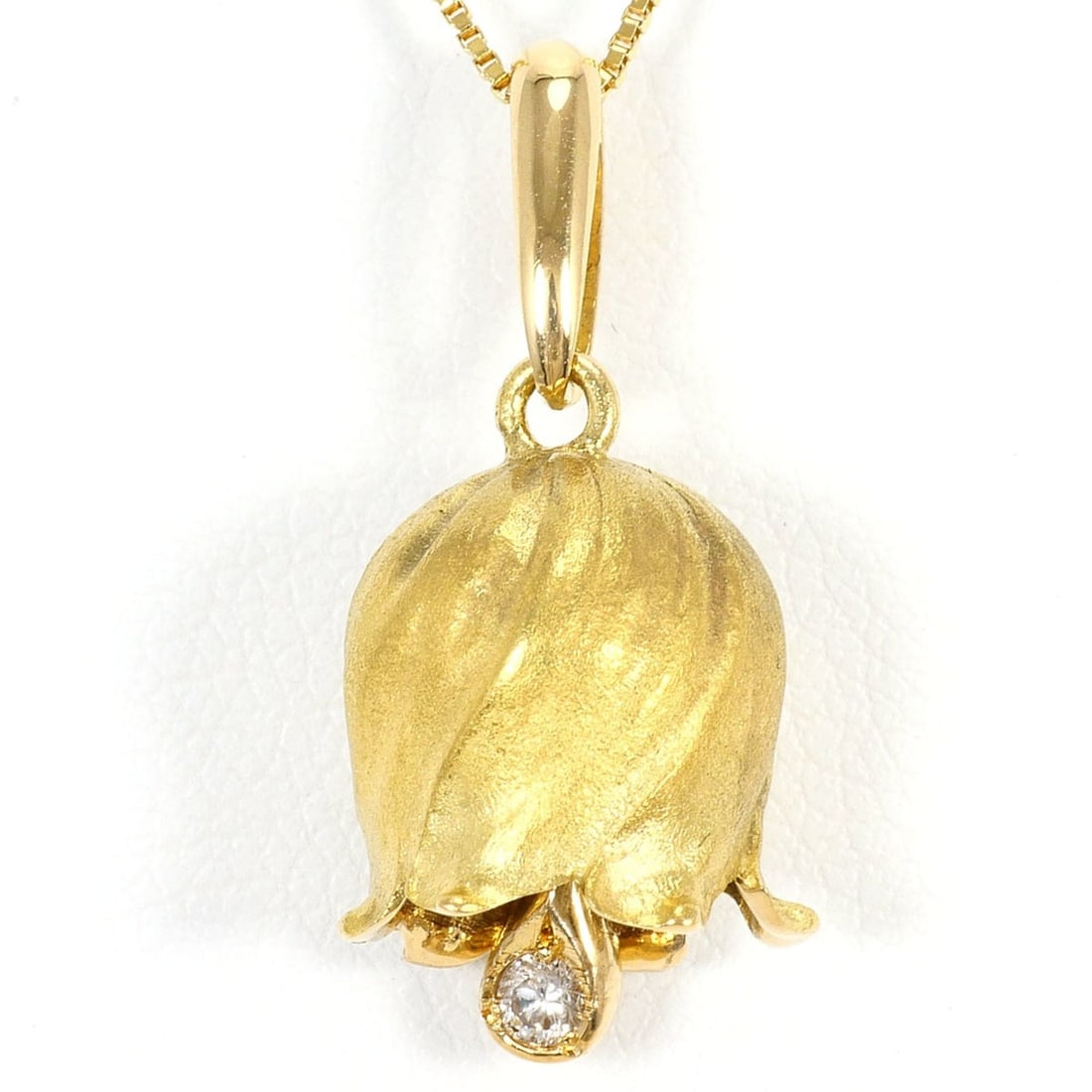 18K (18-karat) Yellow Gold Necklace with 0.05ct Diamond, Certificate of Authenticity, Total Weight (1 of 7)
