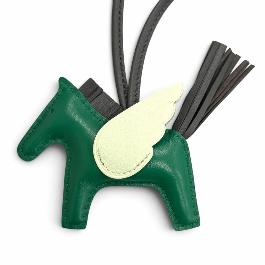 HERMES Rodeo Charm Pegase PM Agneau Milo Green Mint Grey Bag G Stamp Made in France Women's with Box: --- Catalog ---Category: SizeSize (HxWxD): 75.00mm x 115.00mm / 2.95'' x 4.53''Category: DesignType: Handbag charmColor: Gray, Green, Mint greenGender: WomenMaterial: Agneau MiloCategory: GeneralBrand