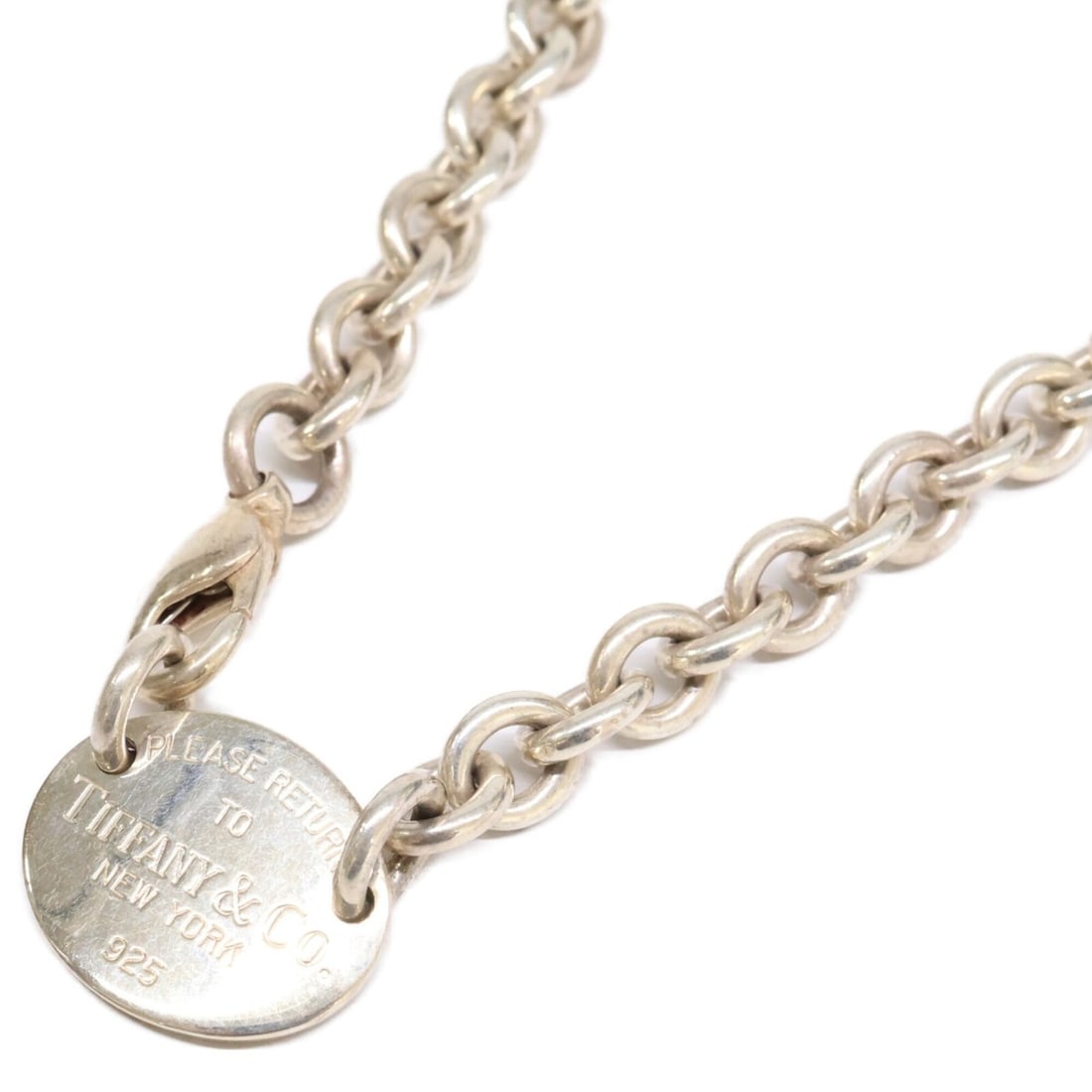 TIFFANY&Co. Tiffany Return to Oval Tag Choker 925 - Silver Women's: --- Catalog ---Category: SizePendant Size: 22mm x 13mm / 0.86'' x 0.51''Neck Circumference: 39 cm / 15.35''Category: DesignColor: SilverGender: WomenMaterial: Silver 925Necklace Type: ChokerCategory: 