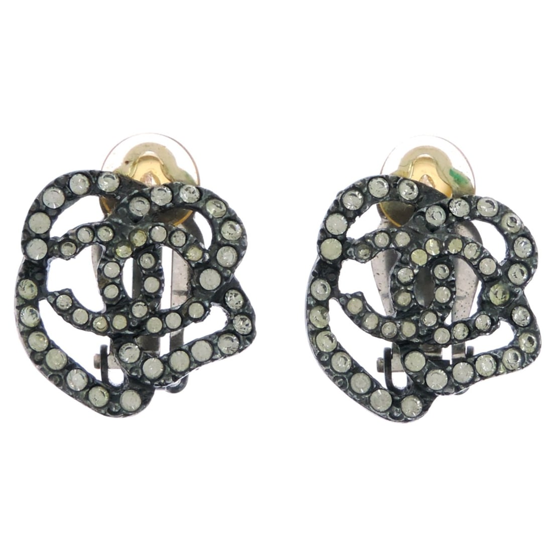 Chanel Camellia Coco Mark Rhinestone Women's Earrings 00A Metal: --- Catalog ---Category: SizeSize (HxWxD): 21.00mm x 22.00mm / 0.83'' x 0.87''Category: DesignType: Stud earringsGender: WomenMaterial: MetalCategory: GeneralMPN: 00ABrand: Chanel--- Item List ---Sect