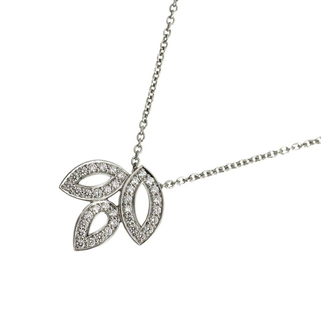 Harry Winston Lily Cluster Mini Diamond Necklace, 40cm, Platinum (Pt): --- Catalog ---Category: SizePendant Size: 13.5mm x 12.7mm / 0.53'' x 0.49''Neck Circumference: 40 cm / 15.74''Category: DesignGender: WomenMaterial: Platinum 950Necklace Type: NecklaceCategory: Gener