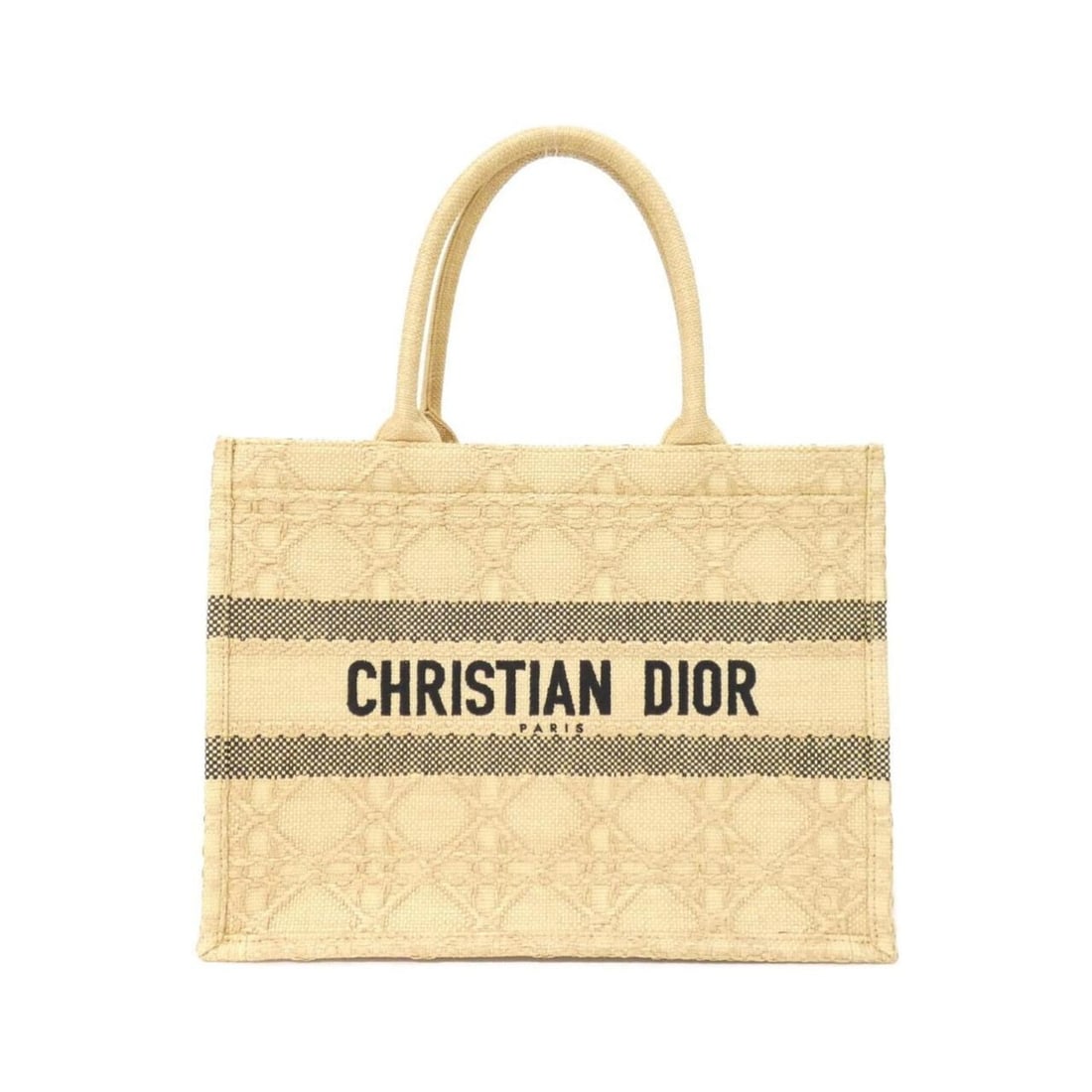 Christian Dior Book Tote Medium M1296ZSQD Handbag: --- Catalog ---Category: SizeSize (HxWxD): 27cm x 36cm x 17cm / 10.62'' x 14.17'' x 6.69''Category: DesignType: HandbagColor: BeigeGender: Women,MenMaterial: Raffia Category: GeneralMPN: M1296ZSQDBran