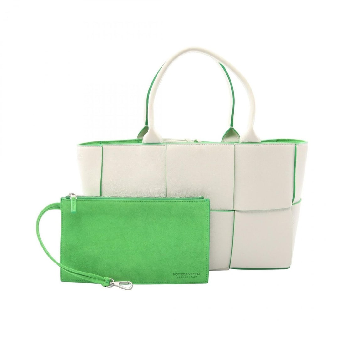 Bottega Veneta Arco Maxi Intrecciato Tote Bag Handbag Leather Women's White/Green 652867: --- Catalog ---Category: SizeSize (HxWxD): 20cm x 30cm x 11.5cm / 7.87'' x 11.81'' x 4.52''Category: DesignType: Handbag, Pouch, Tote bagColor: Green, WhiteGender: WomenMaterial: Leather Category: Gen