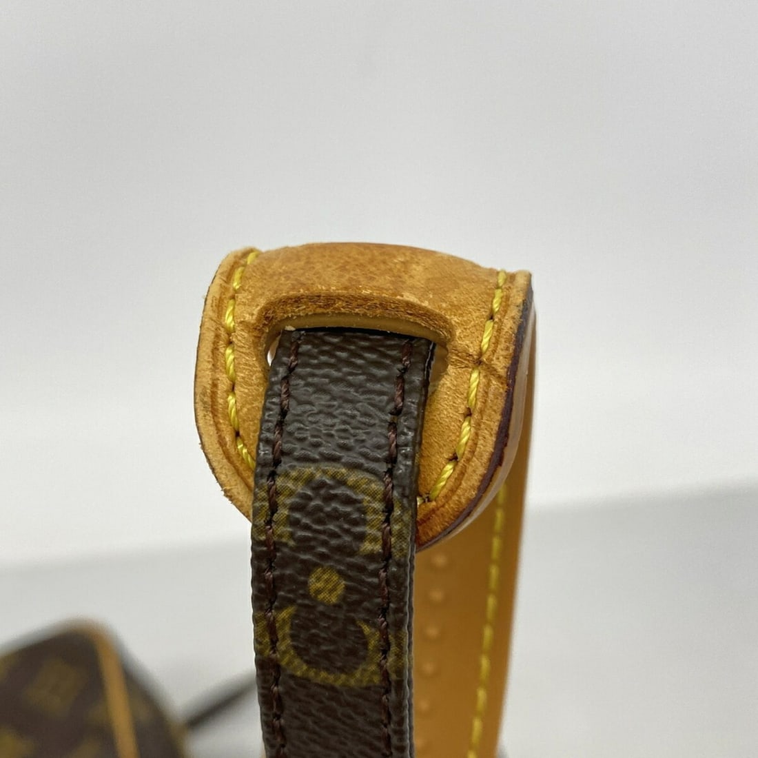Cartier Three Gold Wedding Ring - 8