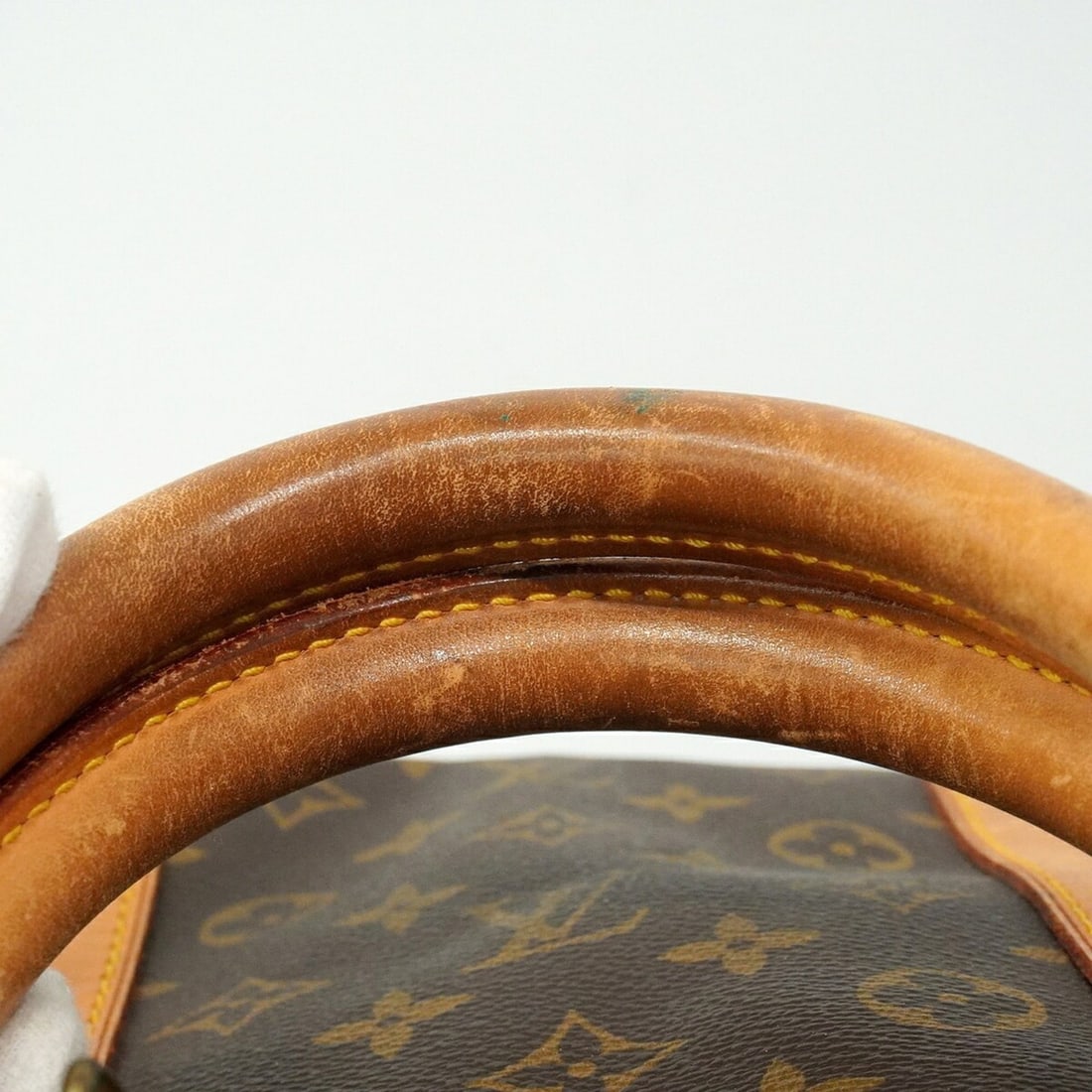 Cartier Entrelacés Small Half Ring - 9