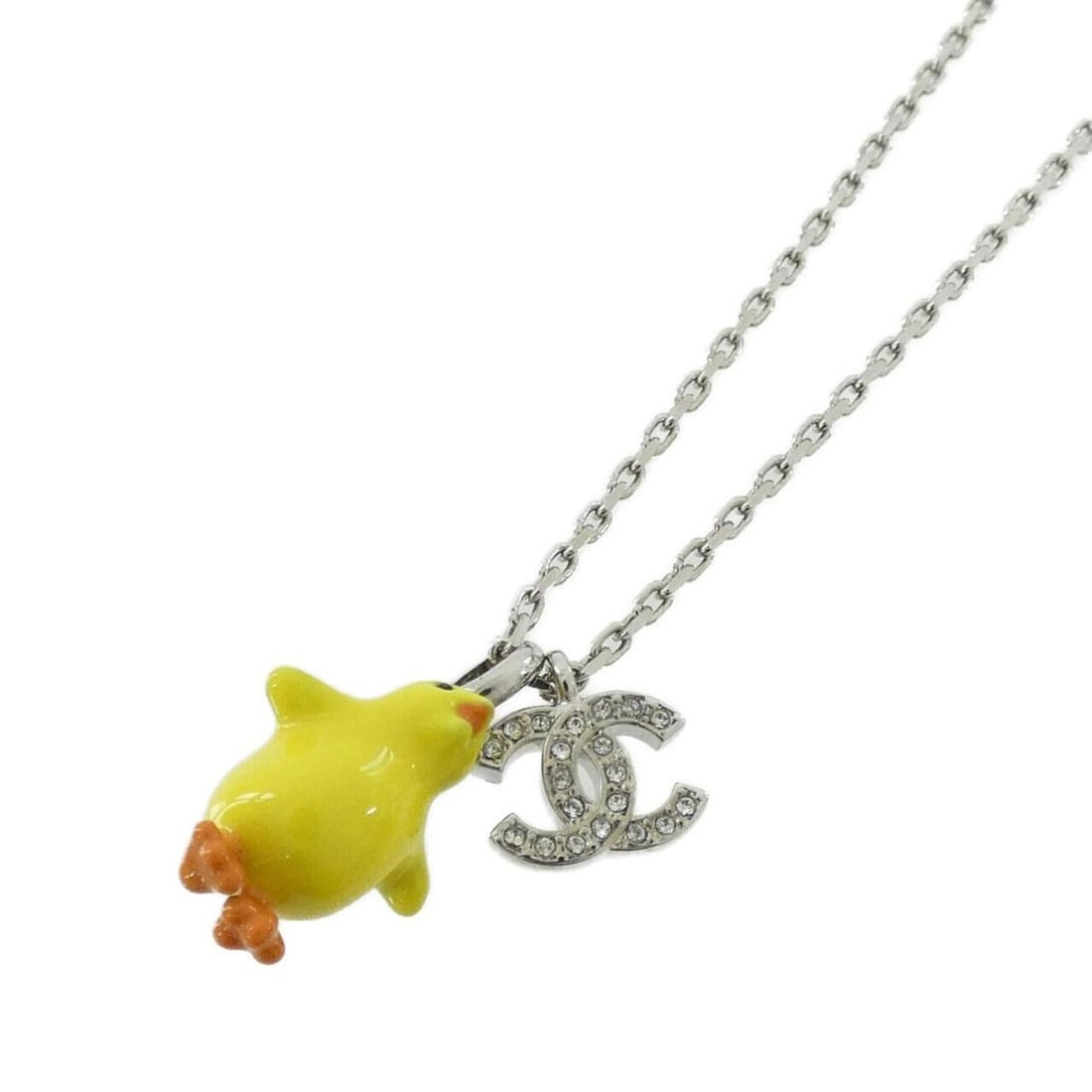 Chanel ABH518 Necklace: --- Catalog ---Category: SizePendant Size: 20mm x 16mm / 0.78'' x 0.62''Neck Circumference: 42 cm - 48 cm / 16.53'' - 18.89''Category: DesignColor: Silver, YellowGender: WomenNecklace Type:
