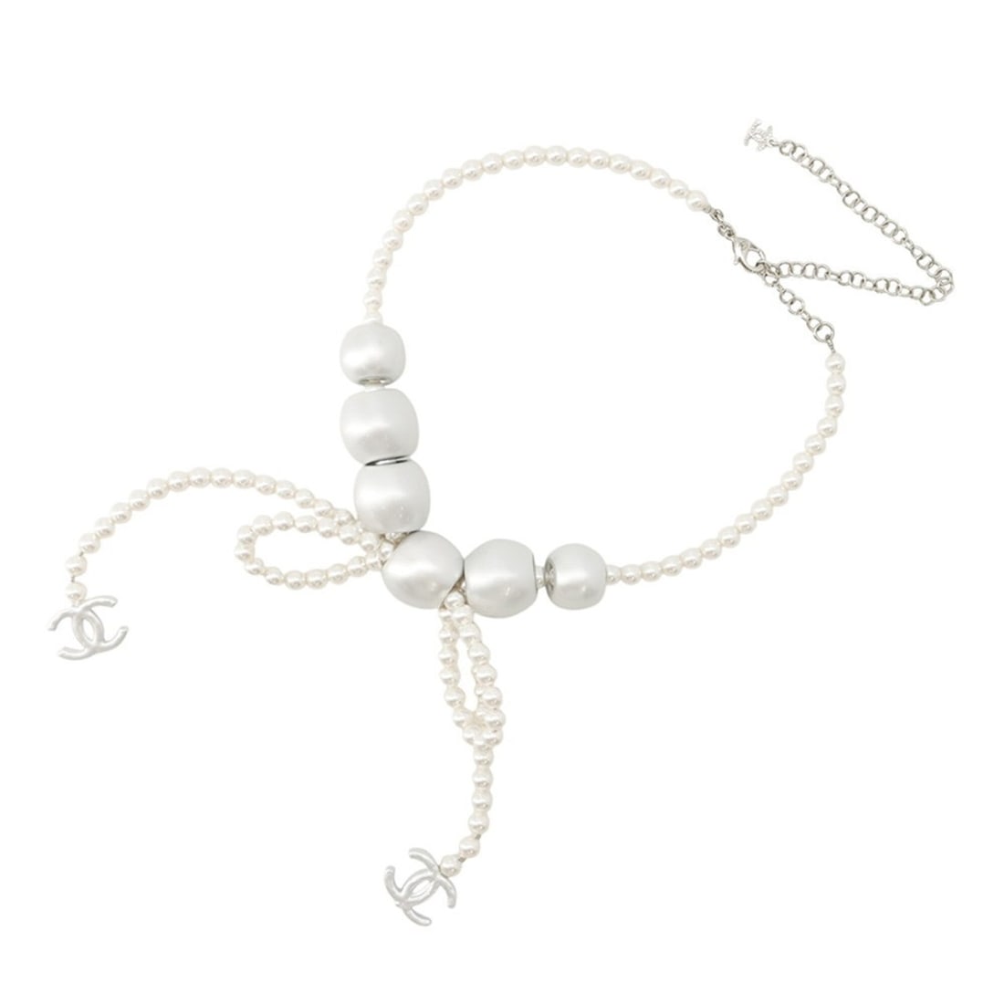 Chanel necklace, faux pearl, ribbon, B25 C CHANEL NECKLACE: --- Catalog ---Category: SizePendant Size: 1.5mm x 2mm / 0.05'' x 0.07''Neck Circumference: 52 cm / 20.47''Category: DesignColor: Silver, WhiteGender: WomenMaterial: Artificial pearl, MetalNecklace