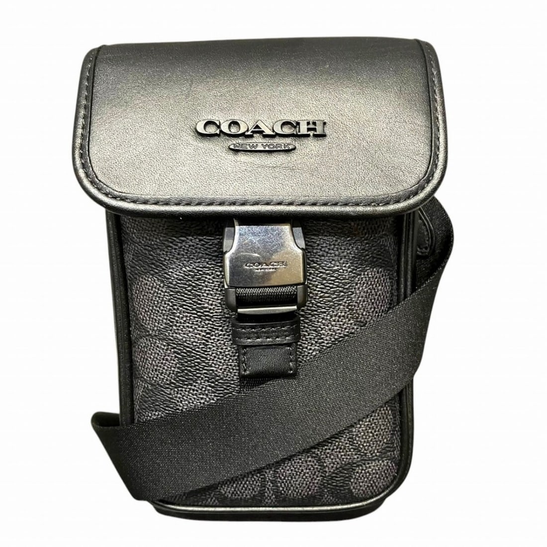 Coach Racer Fawn Crossbody Signature Shoulder Bag, PVC Leather CT885: --- Catalog ---Category: SizeSize (HxWxD): 18cm x 11cm x 4cm / 7.08'' x 4.33'' x 1.57''Category: DesignType: Shoulder bagColor: BlackGender: WomenMaterial: PVC , Leather Category: GeneralMPN: CT885Bra