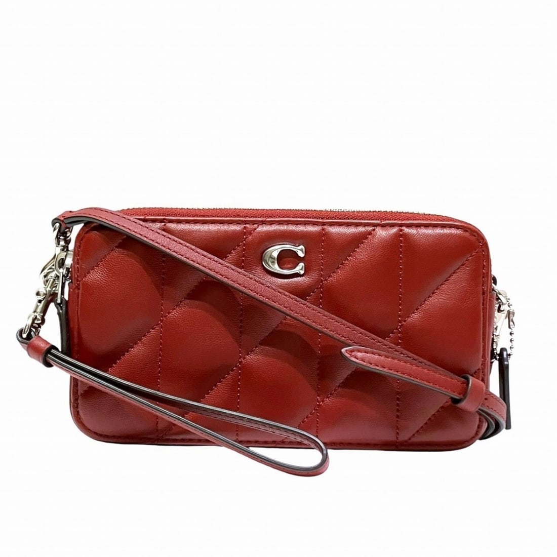 Coach COACH Handbag Leather CM531: --- Catalog ---Category: SizeSize (HxWxD): 11cm x 4.8cm / 4.33'' x 1.88''Category: DesignType: HandbagColor: WineGender: WomenMaterial: Leather Category: GeneralMPN: CM531Brand: Coach--- Item List ---