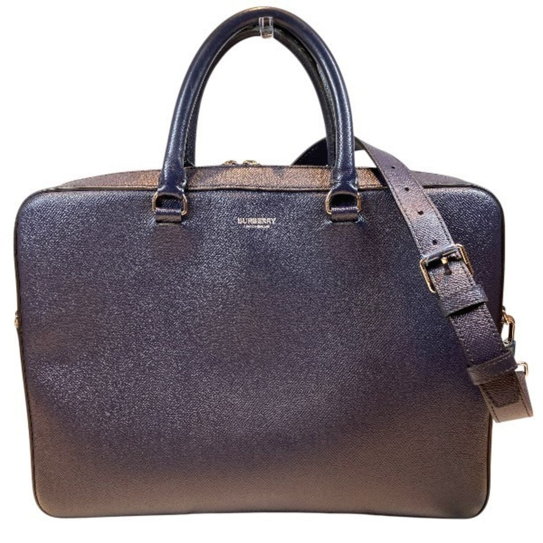 Burberry navy bag, business briefcase for men: --- Catalog ---Category: SizeSize (HxWxD): 27cm x 37cm x 7cm / 10.62'' x 14.56'' x 2.75''Category: DesignColor: BlackGender: MenMaterial: Leather Category: GeneralBrand: Burberry--- Item List ---Secti
