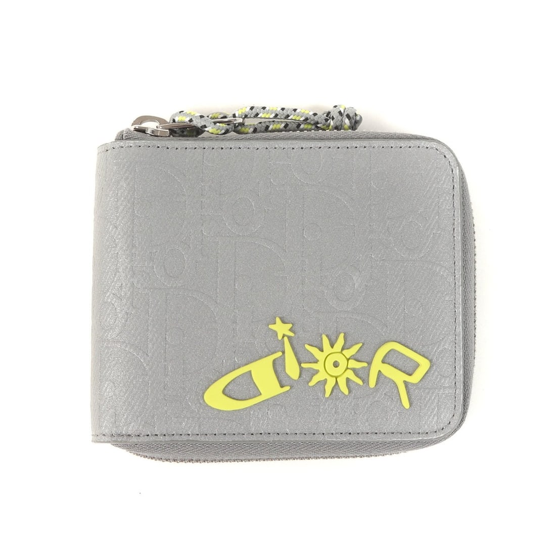 Christian Dior Dior Lewis Hamilton Oblique Reflector Wallet (Zipped in Nylon) Silver Yellow, Made: --- Catalog ---Category: SizeSize (HxWxD): 9.5cm x 11.5cm / 3.74'' x 4.52''Category: DesignType: Wallet (bi-fold)Color: Silver, YellowGender: MenMaterial: Nylon , Leather Category: GeneralMPN: 2ESBC09