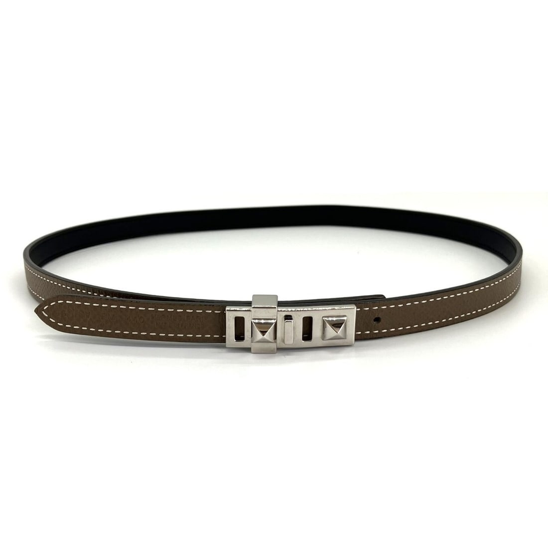 Hermes Collier de Chien Belt, Etoupe, W stamp, 76cm total length, 1.2cm width, Women's.: --- Catalog ---Category: SizeLength: 63cm - 66cm / 24.8'' - 25.98''Category: DesignType: Standard beltGender: WomenMaterial (Strap): Leather Material (Buckle): MetalCategory: GeneralBrand: