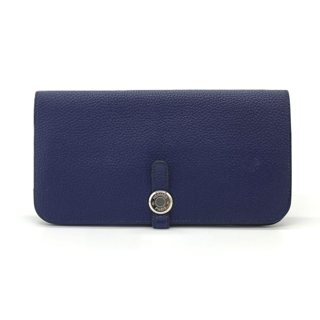 Hermes Dogon Long Purple Leather Wallet with D Stamp: --- Catalog ---Category: SizeSize (HxWxD): 10.8cm x 20.5cm x 1cm / 4.25'' x 8.07'' x 0.39''Category: DesignType: Long wallet (bi-fold)Color: PurpleGender: WomenMaterial: Togo leather Category: General