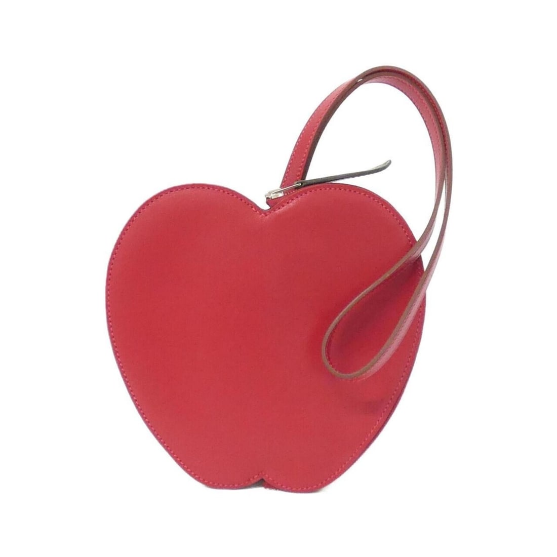 Hermes POMME Tutti Frutti 070554CK Handbag Pouch: --- Catalog ---Category: SizeSize (HxWxD): 17cm x 18cm x 1cm / 6.69'' x 7.08'' x 0.39''Category: DesignType: Handbag, PouchColor: Rouge vifGender: WomenMaterial: Tadelakt leather Category: GeneralBran