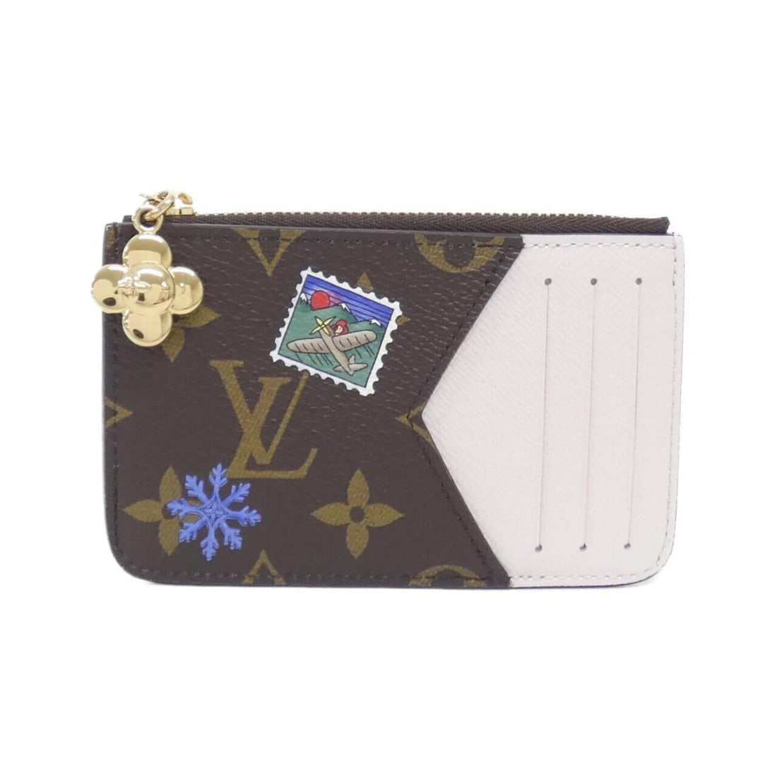 Louis Vuitton Monogram (Vivienne Winter Holiday) Business Card Holder/Card Case Porte Cartes Romy: --- Catalog ---Category: SizeSize (HxWxD): 7cm x 10cm x 1cm / 2.75'' x 3.93'' x 0.39''Category: DesignType: Coin purse/coin caseColor: BrownGender: Women,MenMaterial: Coated canvas , Leather
