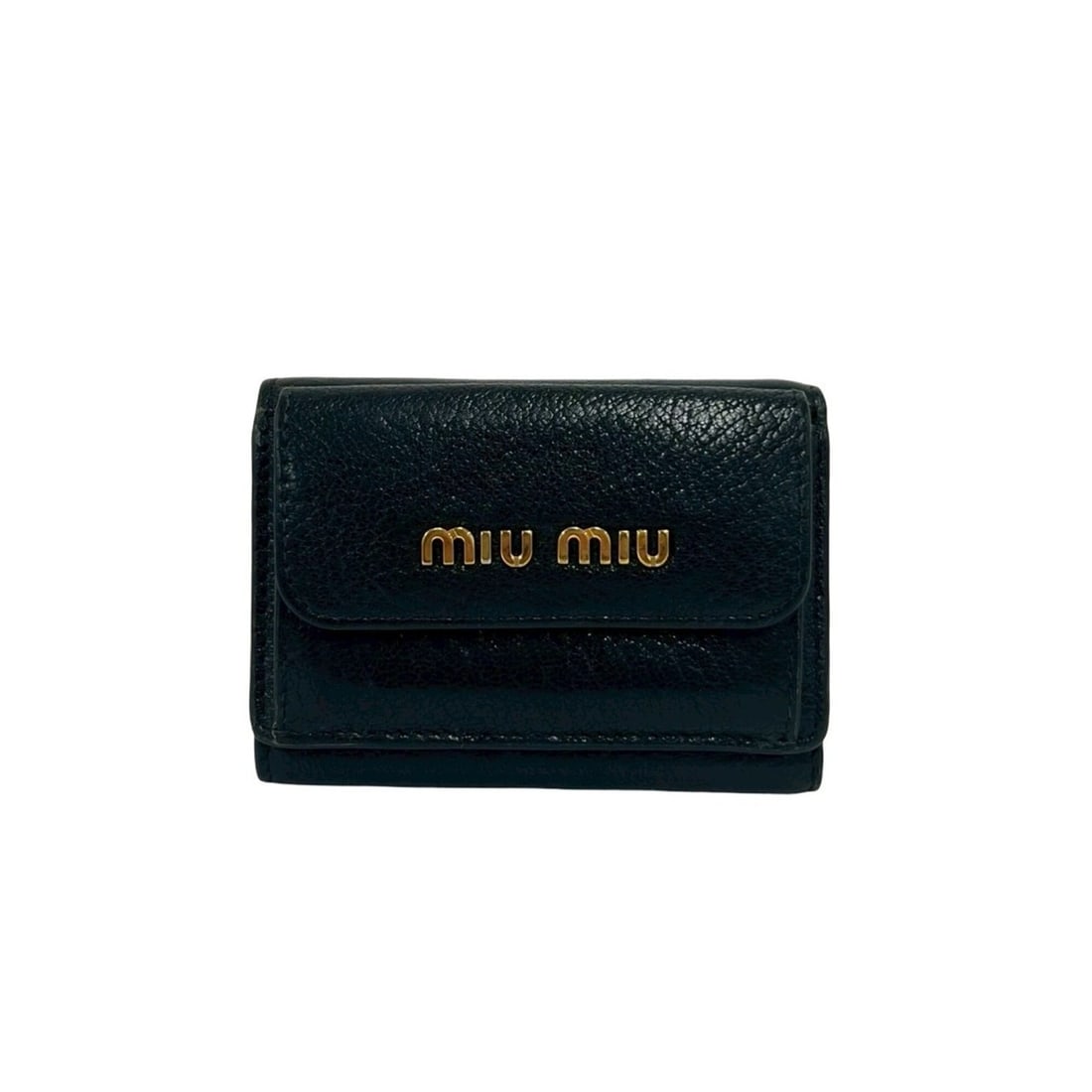 MIUMIU Miu Logo Hardware Leather Tri-fold Wallet Mini Coin Purse Billfold Business Card Holder/Card: --- Catalog ---Category: SizeSize (HxWxD): 7.5cm x 10cm x 2.5cm / 2.95'' x 3.93'' x 0.98''Category: DesignType: Wallet (tri-fold)Color: BlackGender: WomenMaterial: Leather Category: GeneralBrand: Miu 