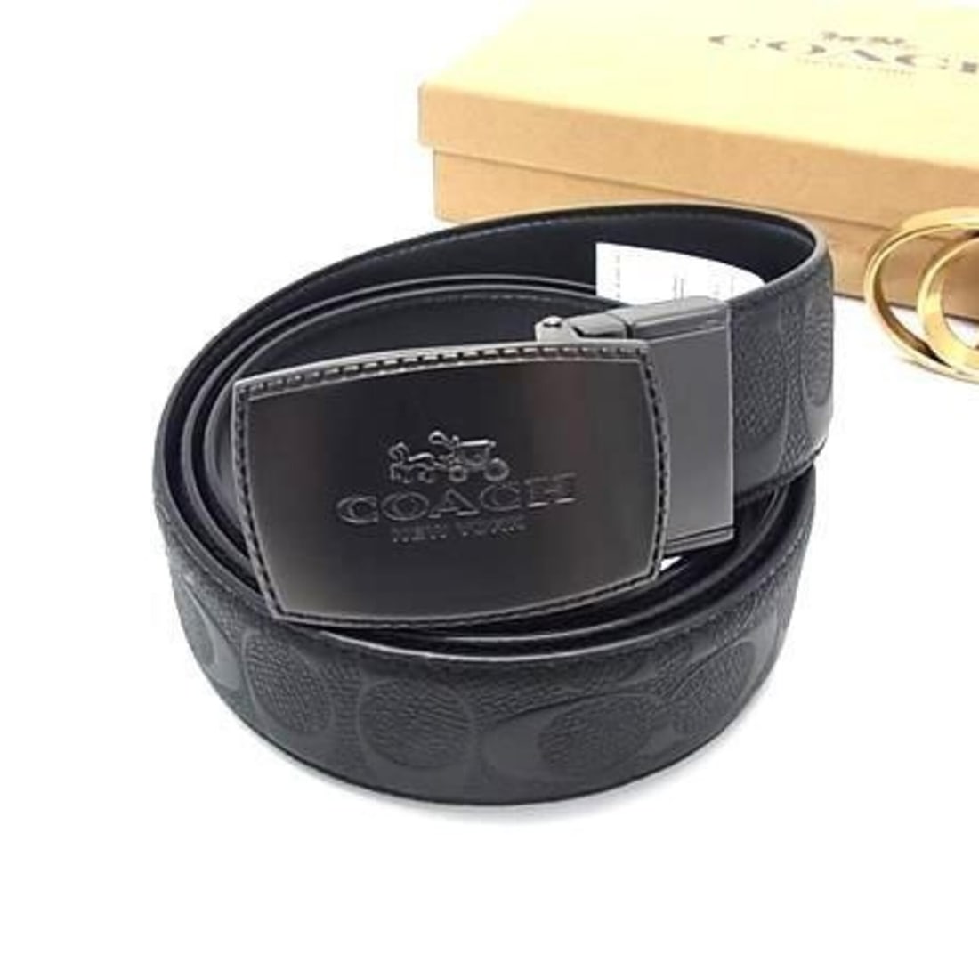 COACH Wide Harness Reversible Signature Belt F55157 Black Leather Men's: --- Catalog ---Category: SizeLength: 42cm / 16.53''Category: DesignType: Standard beltColor: BlackGender: MenMaterial (Strap): Leather Category: GeneralMPN: F55157Brand: CoachCountry of Origin: India-