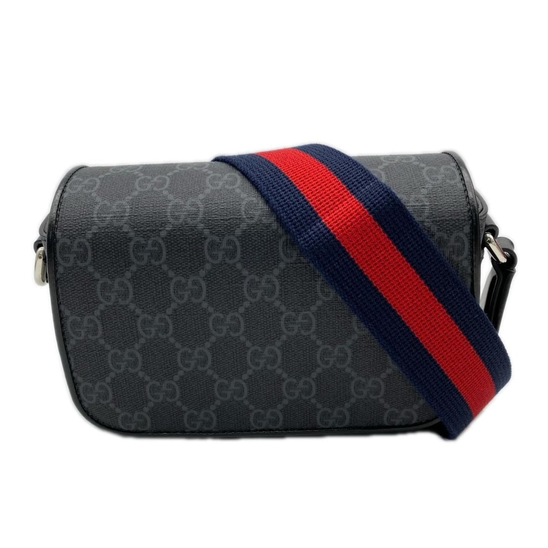 GUCCI GG Supreme Crossbody Bag 791741 Shoulder Black Gray Calf Leather Men's: --- Catalog ---Category: SizeSize (HxWxD): 12cm x 18cm x 6cm / 4.72'' x 7.08'' x 2.36''Strap Length: 130cm / 51.18''Category: DesignType: Crossbody bag, Shoulder bagColor: Black, GrayGender: MenClosur