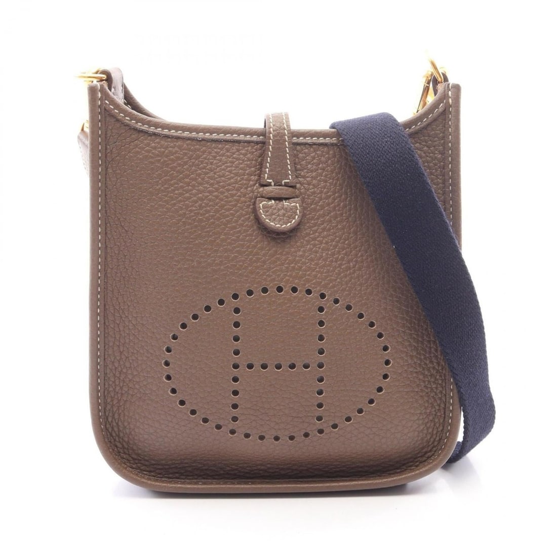 Hermes Evelyne TPM Amazon Etoupe Shoulder Bag/Handbag, Leather (Taurillon Clemence), Women's, Gray: --- Catalog ---Category: SizeSize (HxWxD): 18cm x 16.5cm x 5.5cm / 7.08'' x 6.49'' x 2.16''Category: DesignType: Handbag, Shoulder bagColor: Etoupe gray, GrayGender: WomenMaterial: Taurillon clemence 