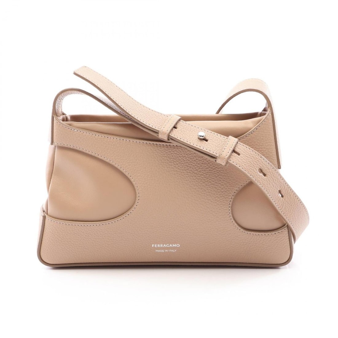 Salvatore Ferragamo Cutout Shoulder Bag/Handbag, Leather, Women's, Beige: --- Catalog ---Category: SizeSize (HxWxD): 14cm x 24cm x 5.5cm / 5.51'' x 9.44'' x 2.16''Category: DesignType: Handbag, Shoulder bagColor: BeigeGender: WomenMaterial: Leather Category: GeneralBrand: S